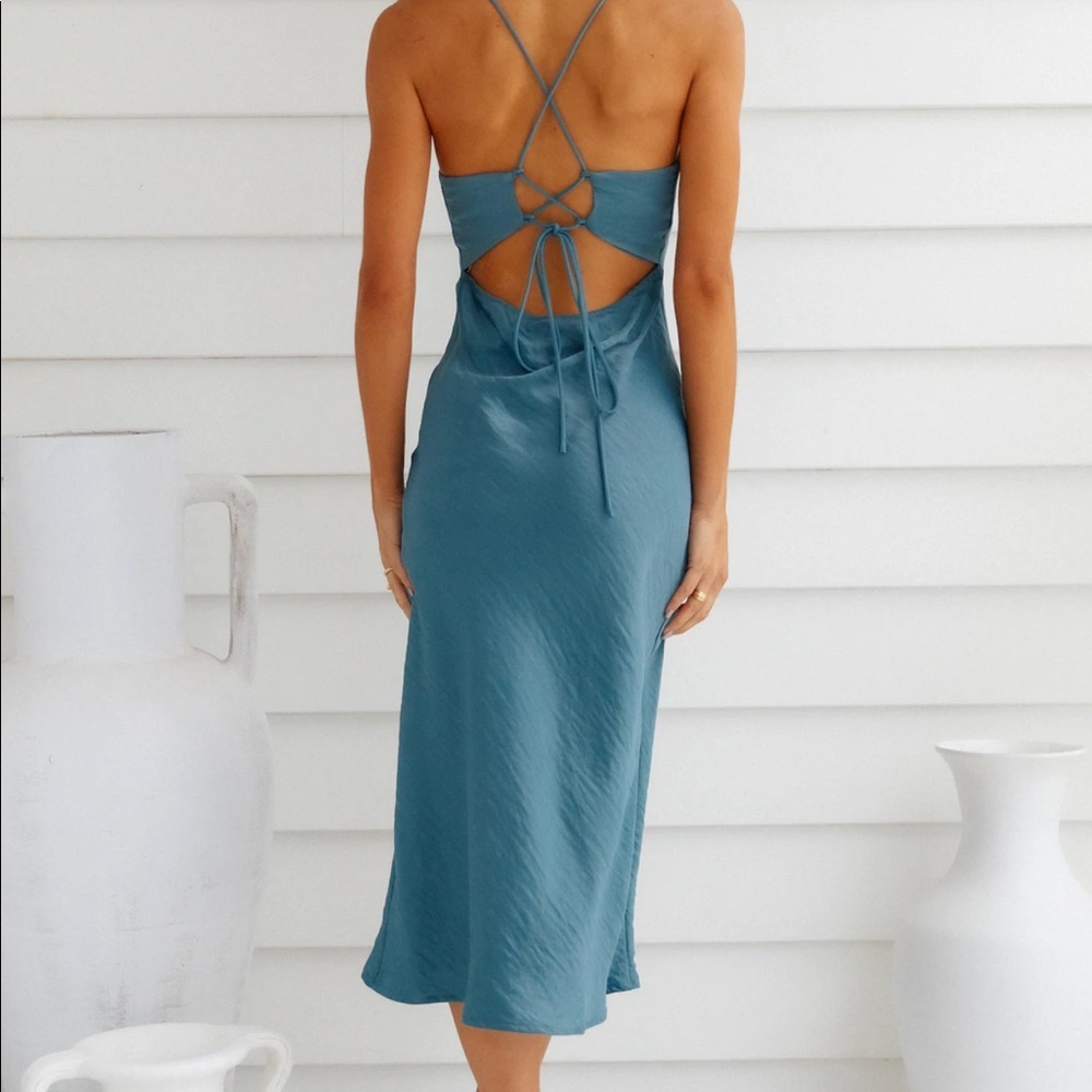 Hello Molly Smooth Sounds Maxi Dress Blue (NEVER WORN. TAGS STILL ON)